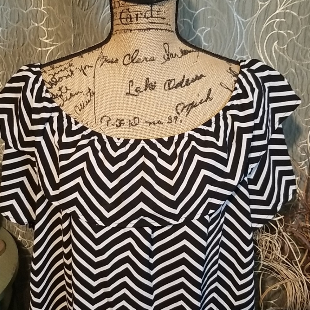 ROZ & ALI Casual Top Size 2X - Picture 2 of 6